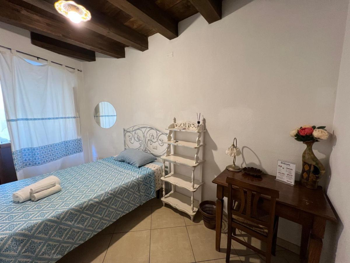 L'Antica Torre Caralis Holiday Cagliari Exteriör bild